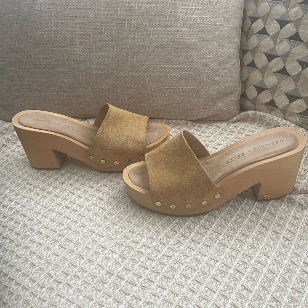 Veronica Beard Tan Mules with Modern Silhouette - Picture 2 of 8